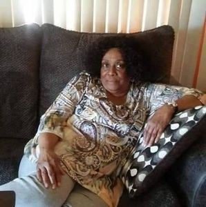 Meet your Posher, Beverly